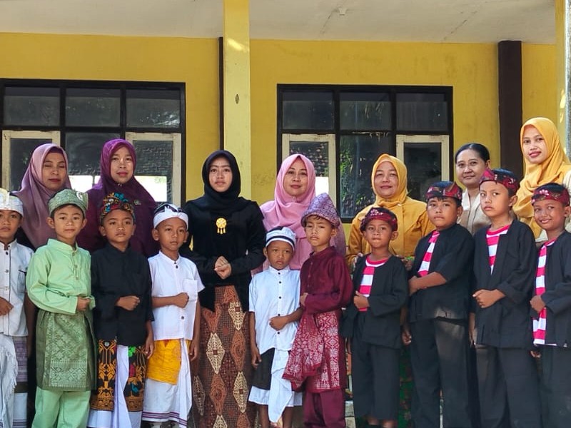 HARI KARTINI